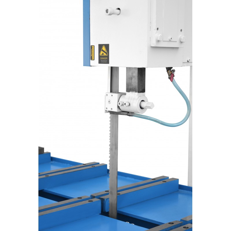 Cortadora vertical para metal CORMAK V-50/70/300