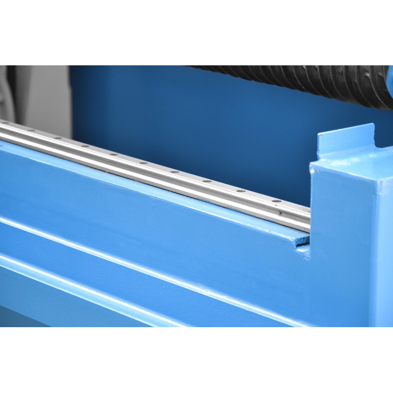 Cortadora vertical para metal CORMAK V-50/70/300