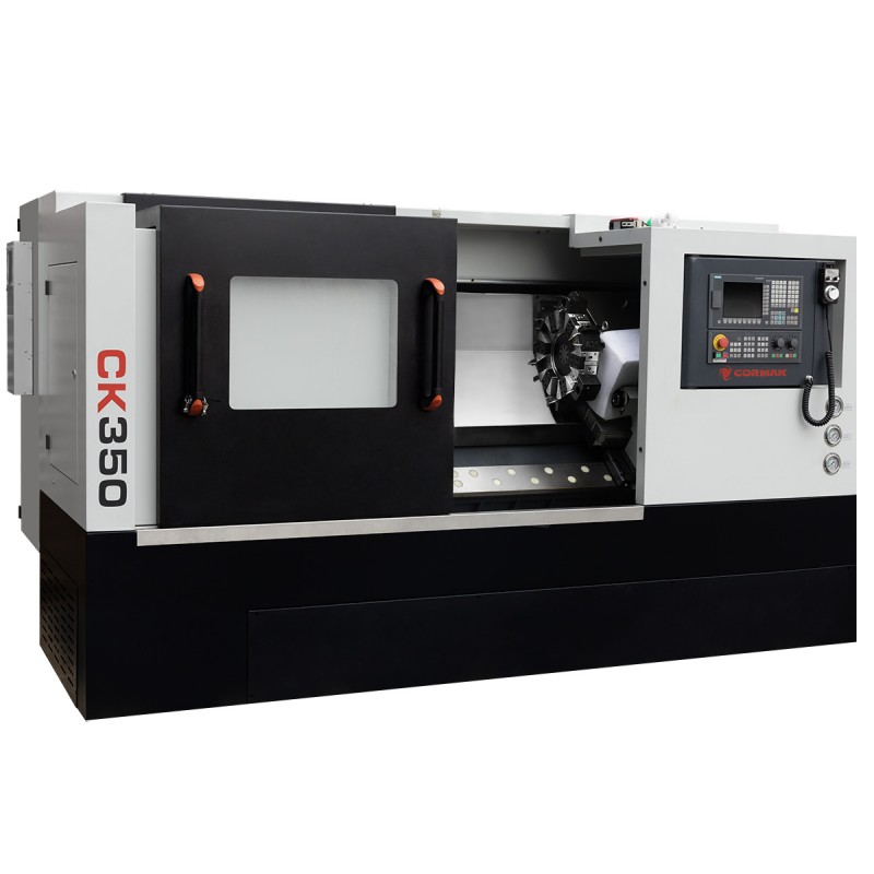 TORNO CNC CORMAK 350x1000 COM MANDRIL HIDRÁULICO PARA 12 FERRAMENTAS E CONTROLADOR SIEMENS SINUMERIK 808D