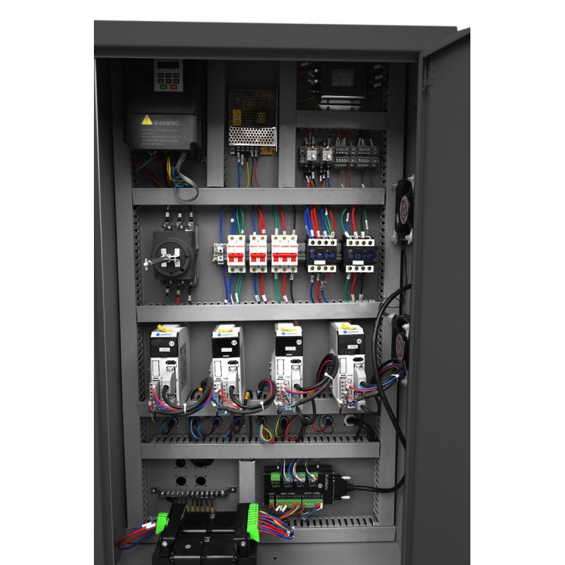 Fresadora CNC CORMAK C1520 PREMIUM (1500x2000) + mesa híbrida