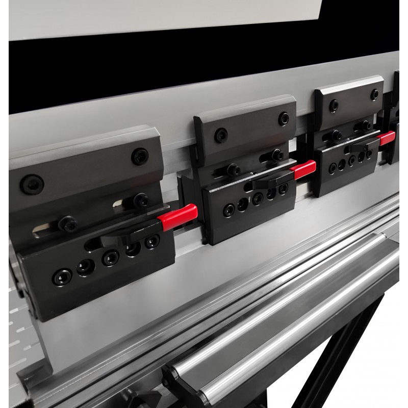 Prancha de dobra hidráulica CORMAK CNC SERVO EURO PB 80x2000