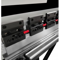 Prancheta hidráulica CORMAK CNC SERVO EURO PB 160x2500