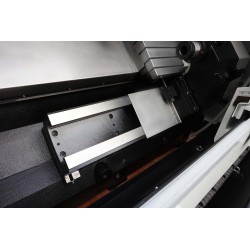 Torno CNC CK7160x1500 com mandril hidráulico para 12 ferramentas, SIEMENS SINUMERIK 808D