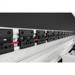 Prancha de dobra hidráulica CORMAK CNC SERVO ELITE 125×2500 DA-58T