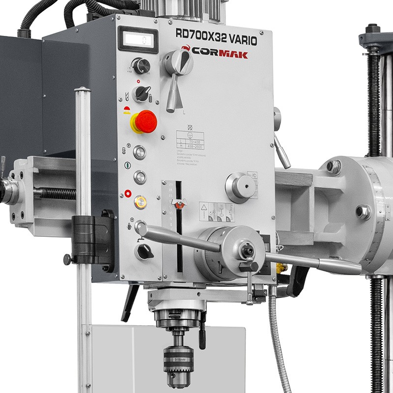 Furadeira radial com função de fresagem CORMAK RD700x32 VARIO