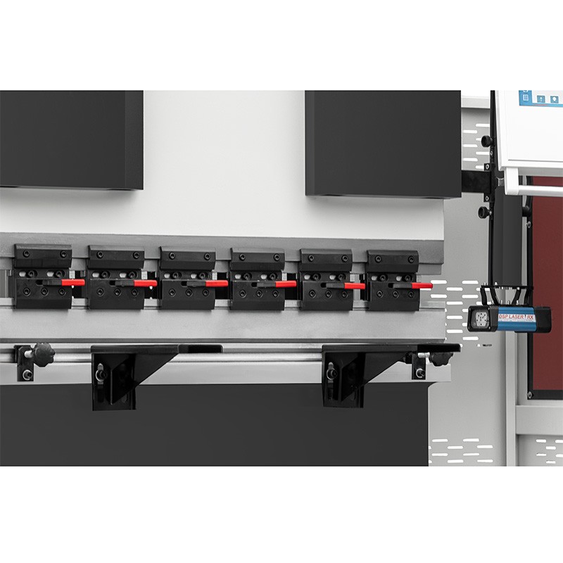 Prancha de dobra hidráulica CORMAK CNC EUROBEND 40x2000