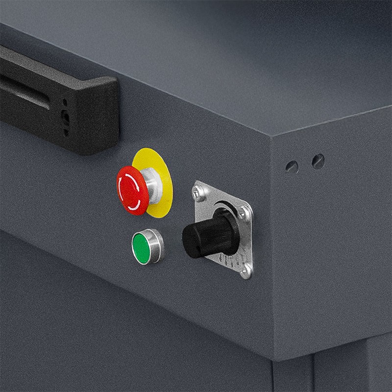 Serra de fita semiautomática para metal CORMAK BS370H