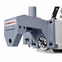 Fresadora de ferramentas XN830
