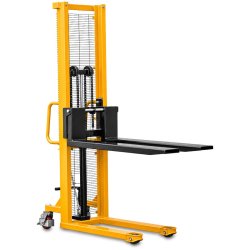Empilhador de paletes com mastro P716 (capacidade de carga de 700 kg, altura de elevação de 1600 mm)