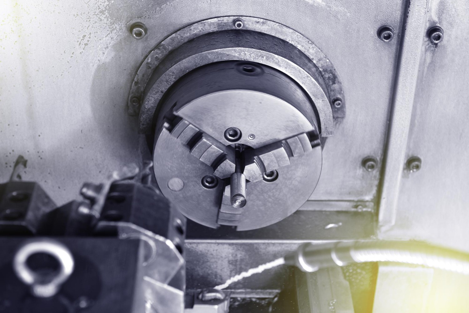 Torneamento em tornos CNC. Parâmetros básicos do processo de torneamento